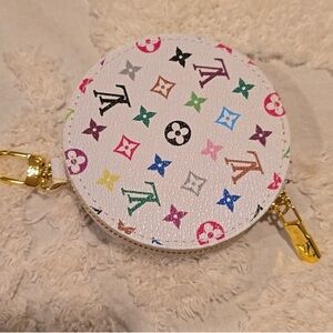 Coin  Pouch Luxury White and Gold Monogram.